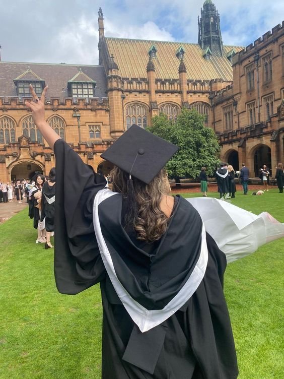 Students studying in Australia